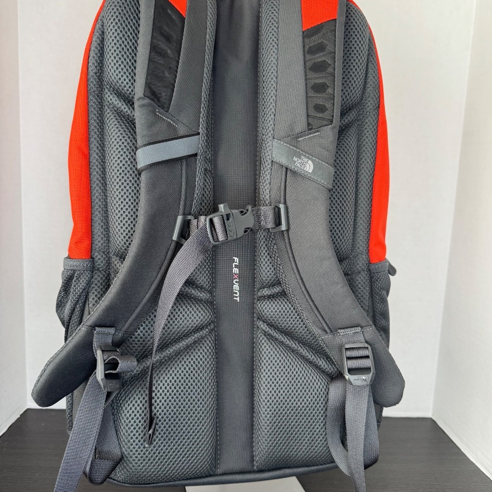 North Face Reese's Connector Backpack /Orange & Grey/Reflective Details/NWT/Rare - Picture 5 of 10